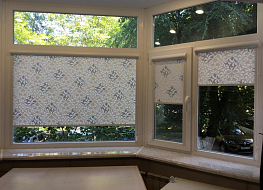 Остекление окна эркерное соединение. Коллекция рулонных штор Амиго 